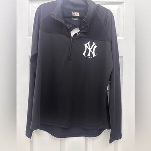 New York Yankees Black Pullover women’s large